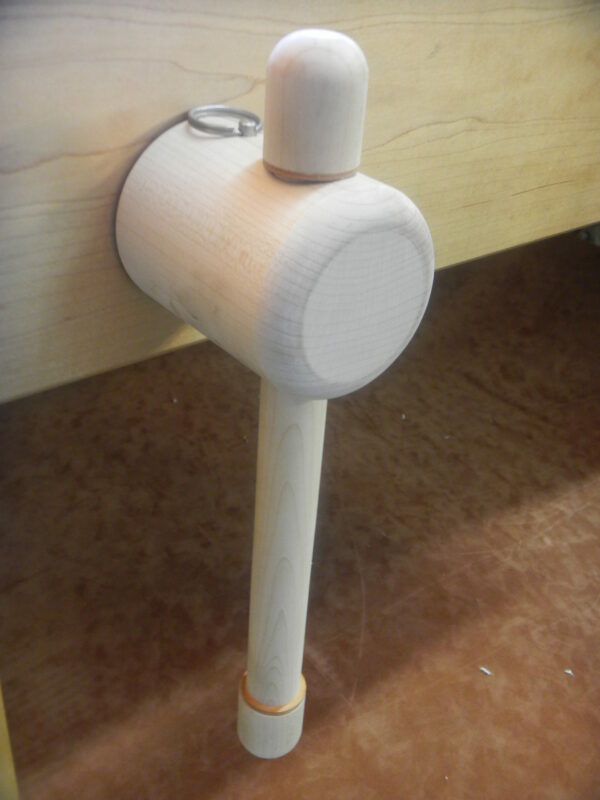 Wooden handle with Hub